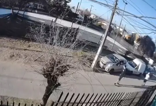 Madre reconoce a su hijo en video de asalto y lo entrega a la policía 