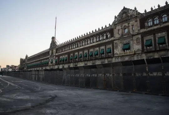 No es miedo: AMLO responde a críticas por amurallar Palacio Nacional No es miedo: AMLO responde a críticas por amurallar Palacio Nacional