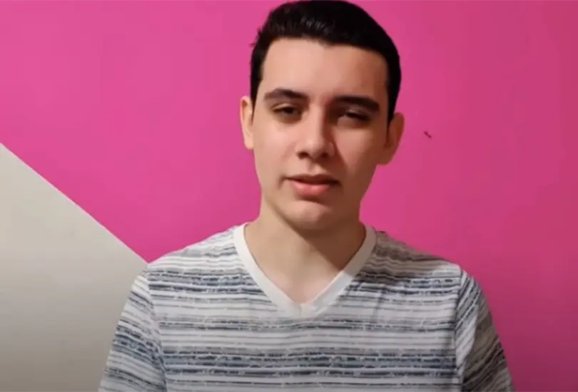 No creas que los jóvenes somos tontos; estudiante responde a Fernández de Cevallos No creas que los jóvenes somos tontos; estudiante responde a Fernández de Cevallos