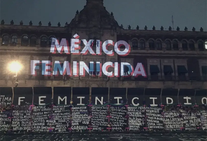 Ya rompimos el pacto, asegura AMLO y justifica valla en Palacio Nacional Ya rompimos el pacto, asegura AMLO y justifica valla en Palacio Nacional