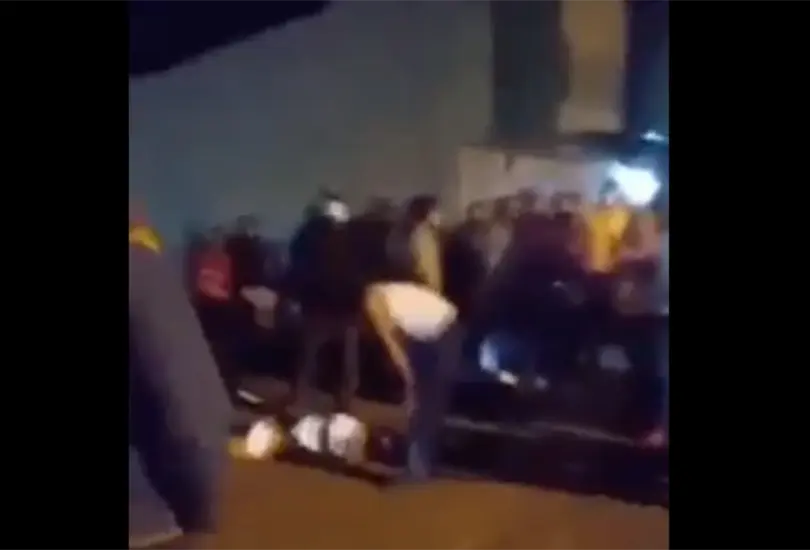 Edomex: Policía evita que asaltante sea linchado en Zinacantepec Edomex: Policía evita que asaltante sea linchado en Zinacantepec