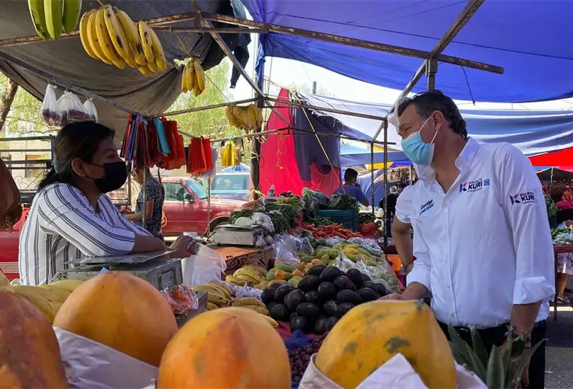 Muricio Kuri promete a artesanos y comerciantes espacios dignos y seguros Muricio Kuri promete a artesanos y comerciantes espacios dignos y seguros