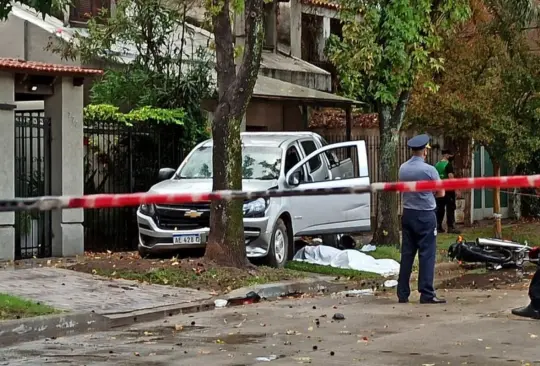 Hombre atropella y mata a ladrones; ciudadanos exigen que sea liberado Hombre atropella y mata a ladrones; ciudadanos exigen que sea liberado