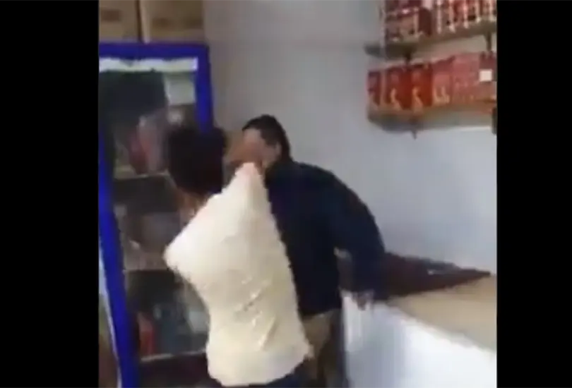 Golpean a persona con s&iacute;ndrome de Down en establecimiento de la CDMX