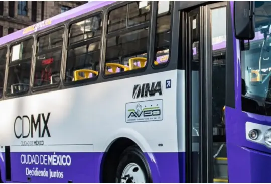 Detienen a tres menores de edad por asaltar transporte público en CDMX