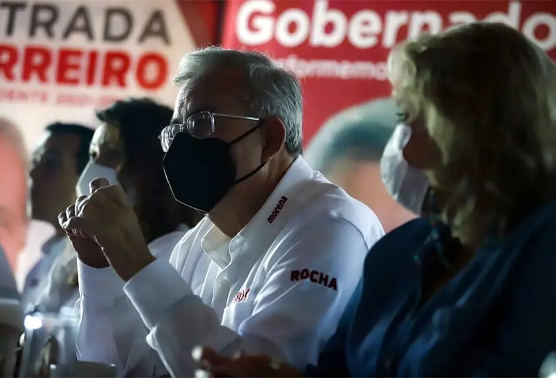 Rubén Rocha acusa campaña negra en Sinaloa Rubén Rocha acusa campaña negra en Sinaloa