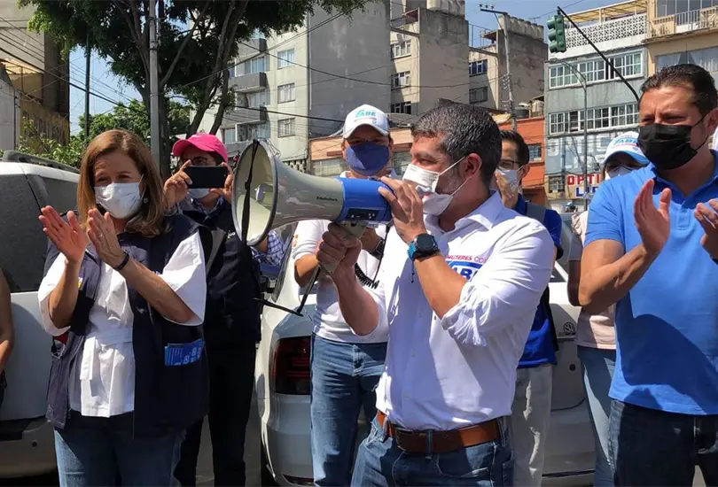 Zavala y Tabe coinciden en que la gente est&aacute; cansada del mal gobierno