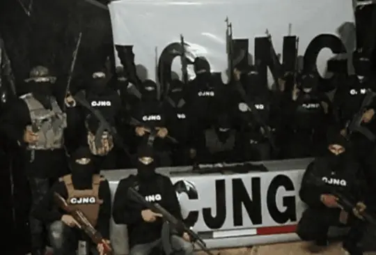 Tras video del CJNG, Fiscalía de BC detiene a sicarios y el cártel quema vehículo oficial Tras video del CJNG, Fiscalía de BC detiene a sicarios y el cártel quema vehículo oficial