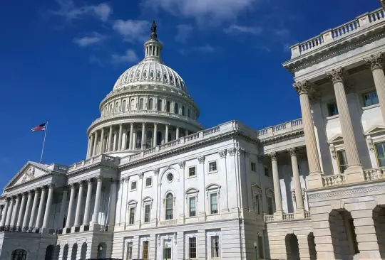 Por incidente crítico, cierran el Capitolio de Estados Unidos 