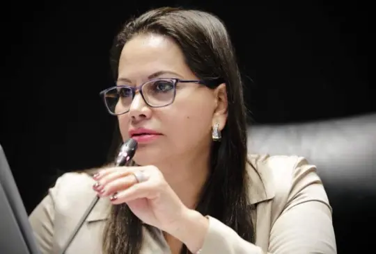 Tecnología traiciona a senadora de Morena y ventila supuesta instrucción de AMLO Tecnología traiciona a senadora de Morena y ventila supuesta instrucción de AMLO