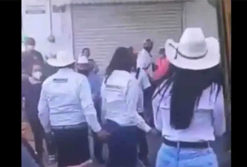 Acusan a David Monreal, candidato de Morena en Zacatecas, por manosear a una mujer Acusan a David Monreal, candidato de Morena en Zacatecas, por manosear a una mujer