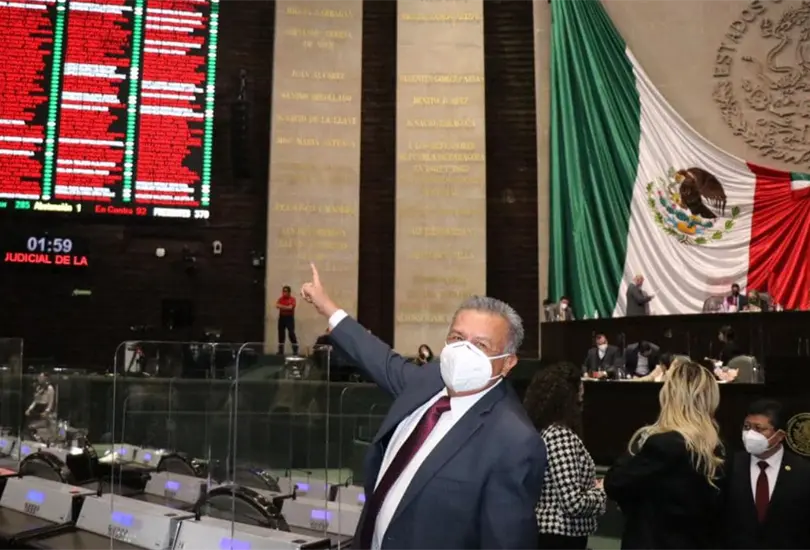 Detienen a diputado de Morena por intento de abuso a un menor