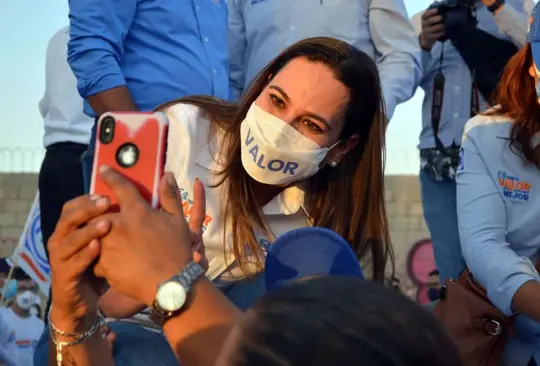 Lorena Alfaro propone un gobierno de cero corrupción en Irapuato Lorena Alfaro propone un gobierno de cero corrupción en Irapuato