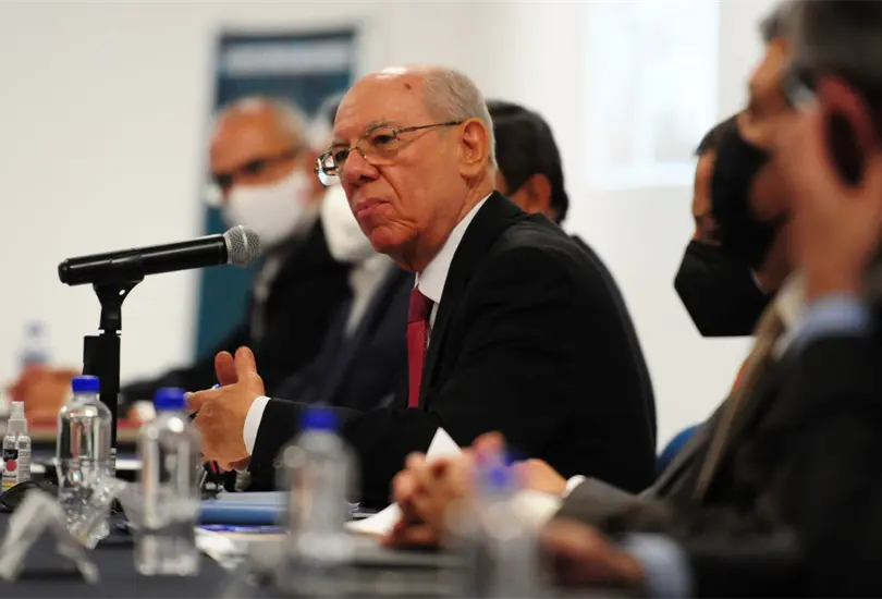 Reducir riesgos y uso de combustibles: beneficios del rediseño del espacio aéreo en el Valle de México Reducir riesgos y uso de combustibles: beneficios del rediseño del espacio aéreo en el Valle de México