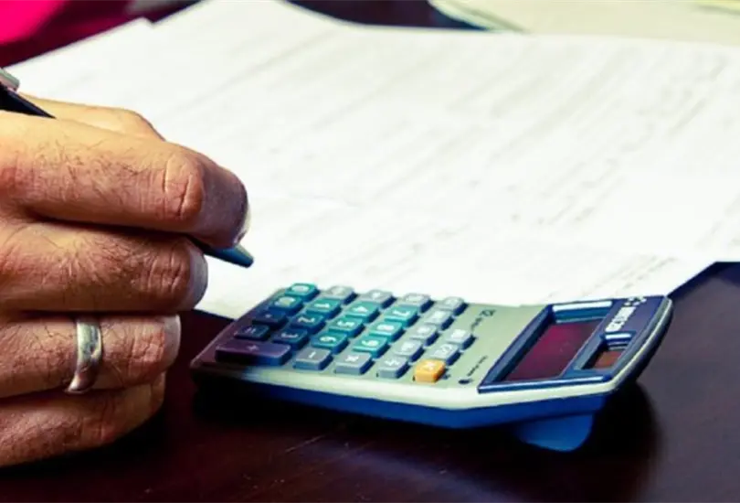 ¿Quiénes deben presentar la declaración anual ante el SAT? ¿Quiénes deben presentar la declaración anual ante el SAT?