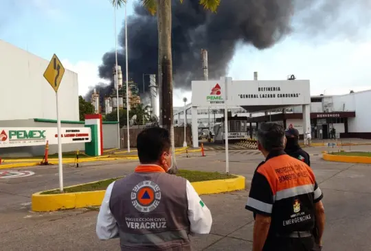 Incendio en la refinería de Minatitlán ocasiona siete heridos Incendio en la refinería de Minatitlán ocasiona siete heridos
