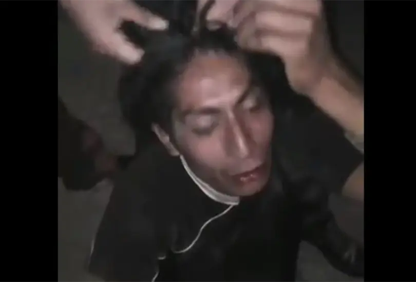 Vecinos detienen y golpean a sujeto que entr&oacute; a robar a casa 