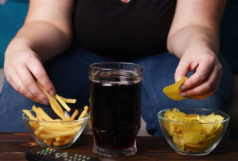 6 malos h&aacute;bitos alimenticios que empeoraron con la pandemia
