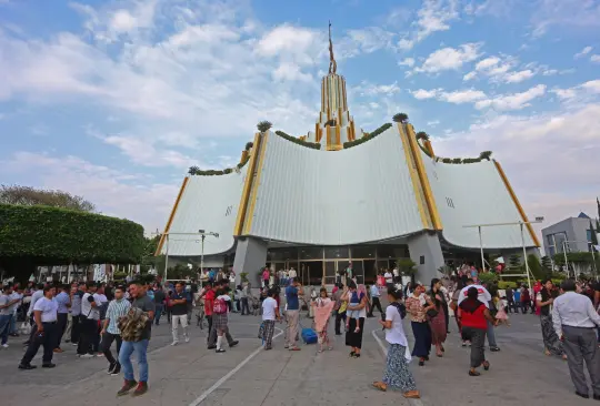 Revelan que Naasón García trasladaba a sus víctimas en túneles bajo templo de la Luz del Mundo