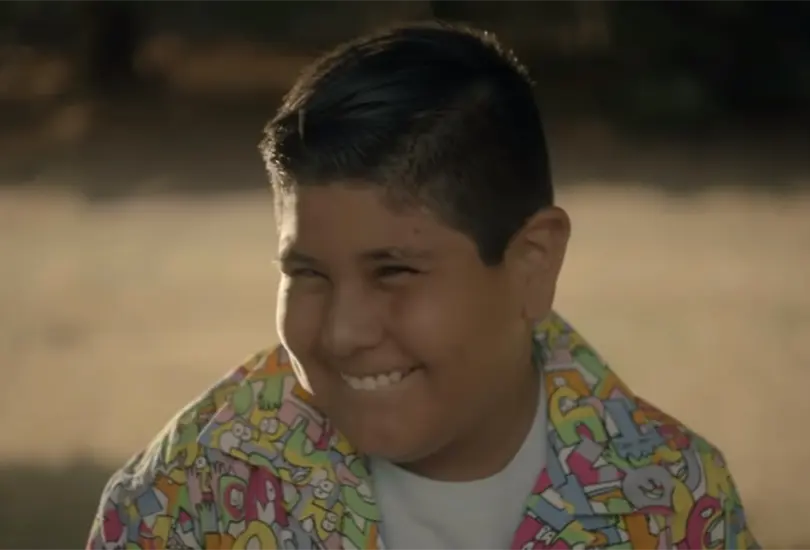 Ni&ntilde;o del Oxxo debuta como actor en un video de reggaet&oacute;n