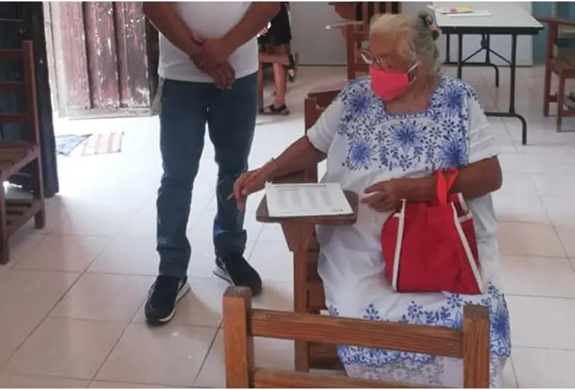 Abuelita logr&oacute; terminar la primaria a los 71 a&ntilde;os