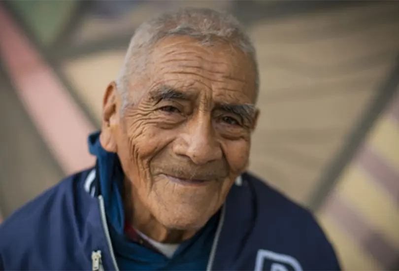 A sus 84 años, abuelito se graduará como ingeniero A sus 84 años, abuelito se graduará como ingeniero