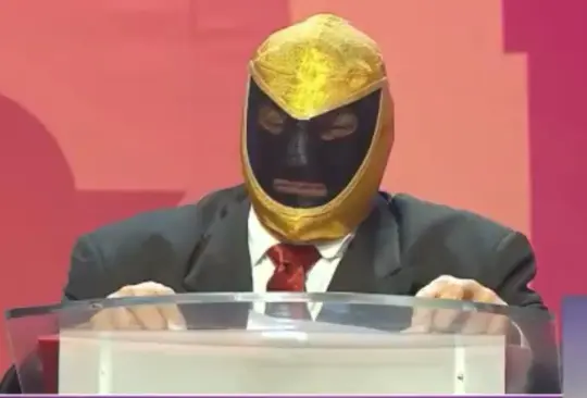 Tinieblas desata críticas tras quedarse mudo por pregunta sobre comunidad LGBT