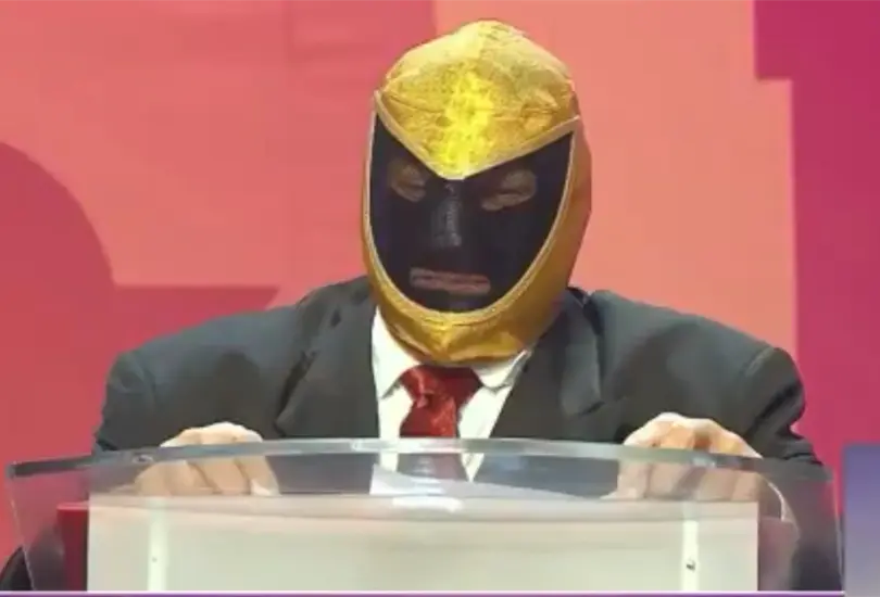 Tinieblas desata cr&iacute;ticas tras quedarse mudo por pregunta sobre comunidad LGBT