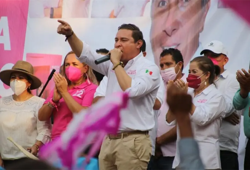 El Güero Alonso, candidato a la alcaldía de Acapulco, sufre atentado El Güero Alonso, candidato a la alcaldía de Acapulco, sufre atentado