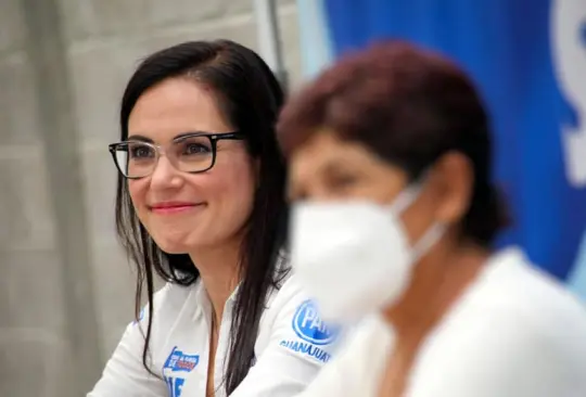 Alejandra Guti&eacute;rrez presenta programa contra la pobreza alimentaria en Le&oacute;n