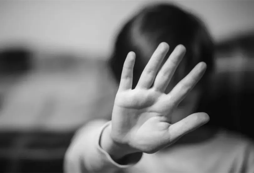 Denuncian red de abuso y pornograf&iacute;a infantil en escuelas de siete estados