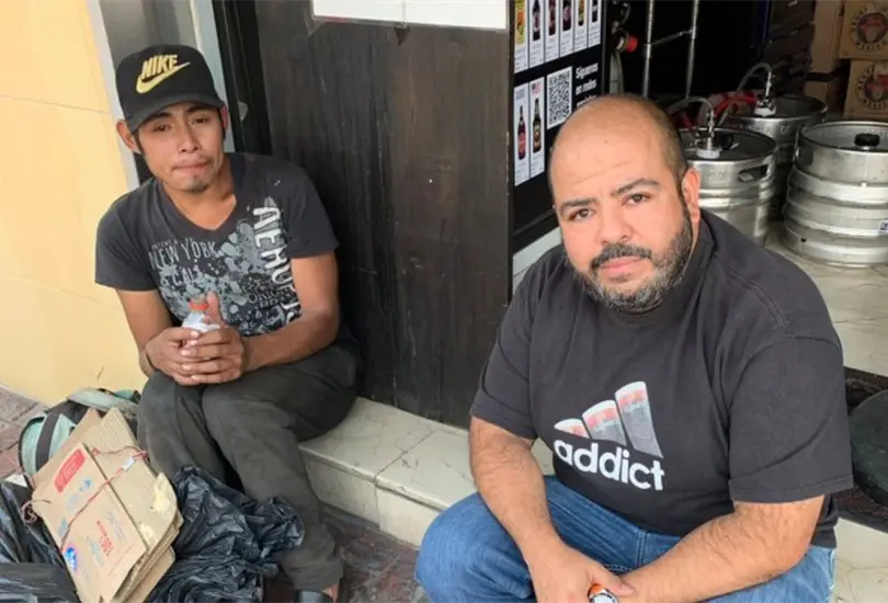 Ciudadanos ubican a sobreviviente del colapso en L&iacute;nea 12 y le ofrecen ayuda