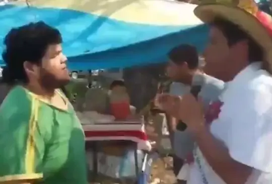 San Luis Potosí: Candidato de RSP golpea a persona durante mitin San Luis Potosí: Candidato de RSP golpea a persona durante mitin