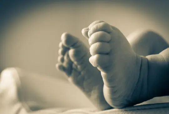 Detienen a pareja que golpeó a su bebé de cuatro meses; la dejaron grave Detienen a pareja que golpeó a su bebé de cuatro meses; la dejaron grave