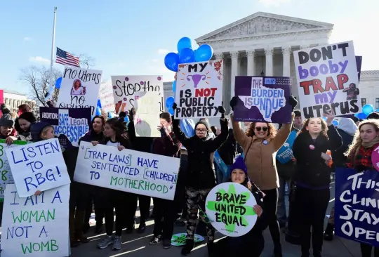 Texas permitiría que violadores denuncien a sus víctimas por abortar