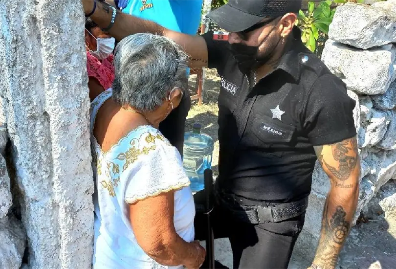 Municipio de Yucatán celebró a las madres con strippers a domicilio Municipio de Yucatán celebró a las madres con strippers a domicilio