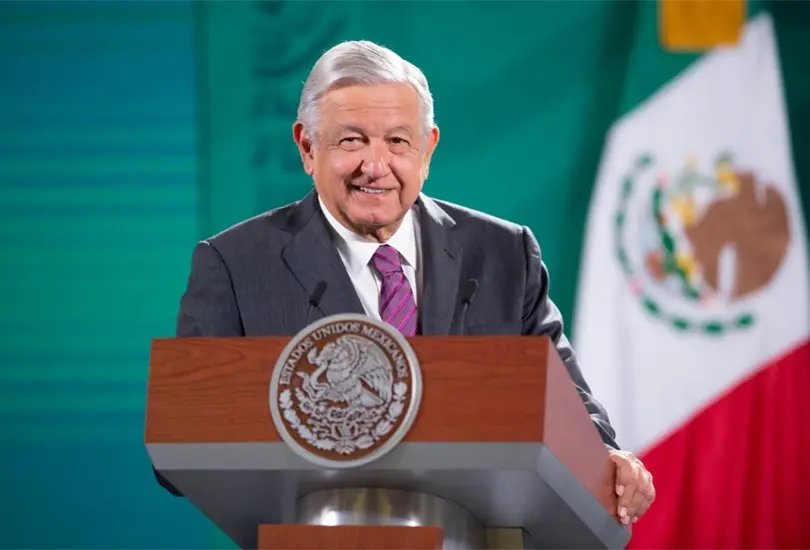 AMLO presenta video donde Aguilar Camín lo llama pendejo y petulante AMLO presenta video donde Aguilar Camín lo llama pendejo y petulante