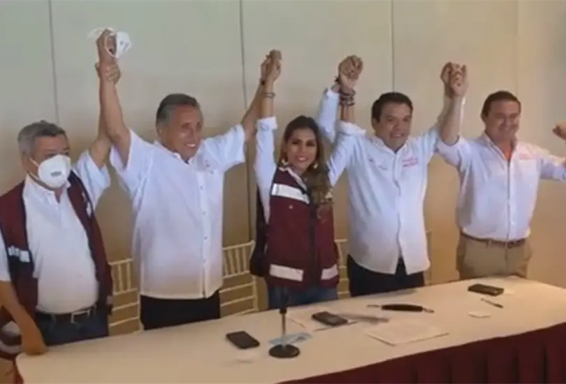 En Guerrero, Manuel Negrete declina por Evelyn Salgado 