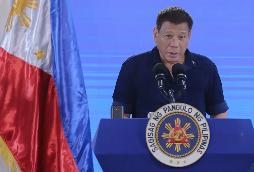 Ustedes eligen, vacuna o c&aacute;rcel, la amenaza del presidente de Filipinas