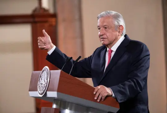 AMLO desmiente que su hijo vaya a comprar al Cruz Azul 