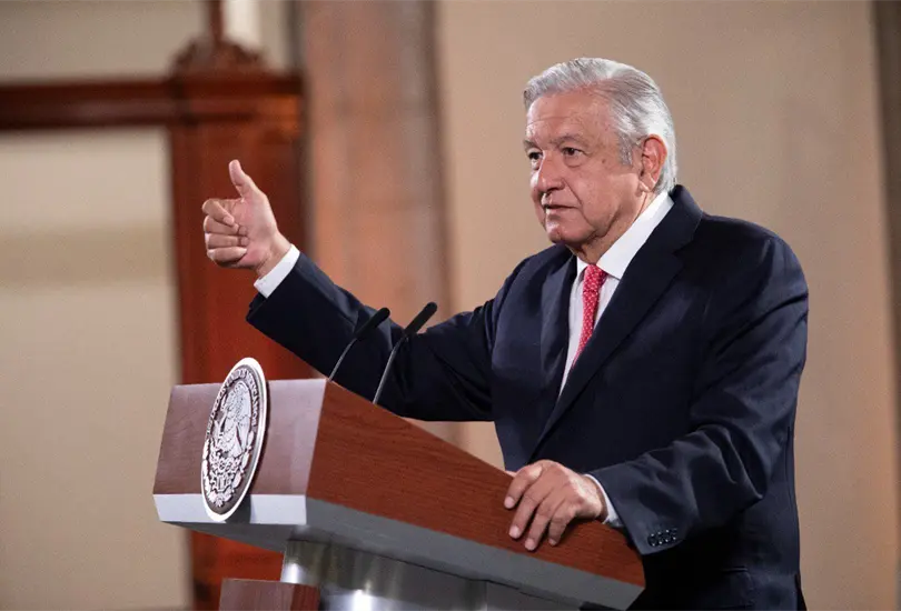 AMLO desmiente que su hijo vaya a comprar al Cruz Azul AMLO desmiente que su hijo vaya a comprar al Cruz Azul