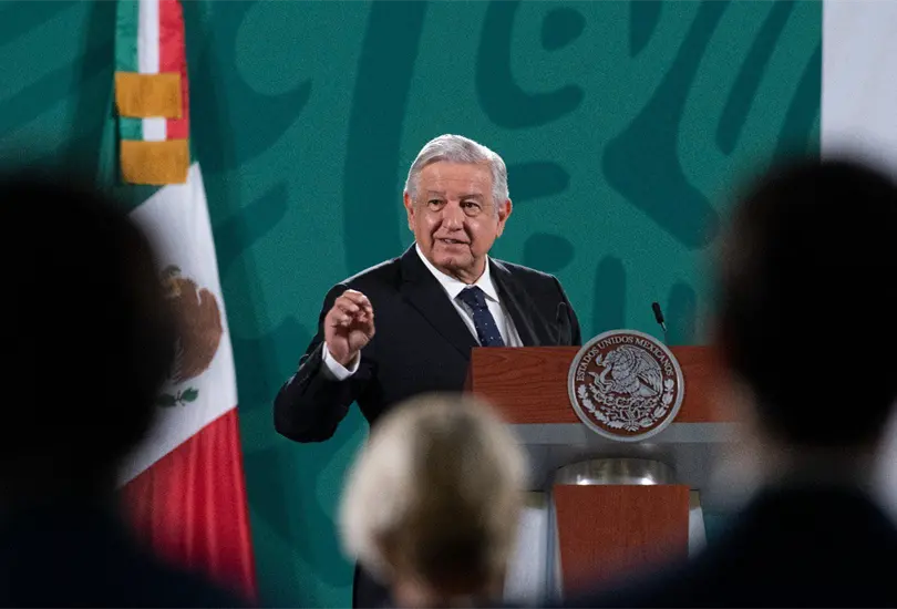 AMLO se compromete a reinaugurar la L&iacute;nea 12 del Metro en un a&ntilde;o