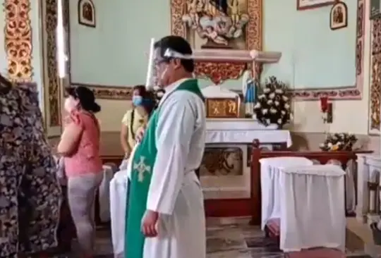 #VIDEO Balacera interrumpe misa en Iguala, Guerrero