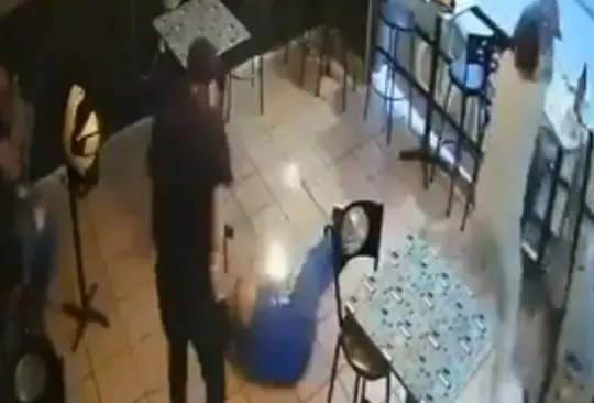 Difunden video de ataque al interior de un bar en Morelos