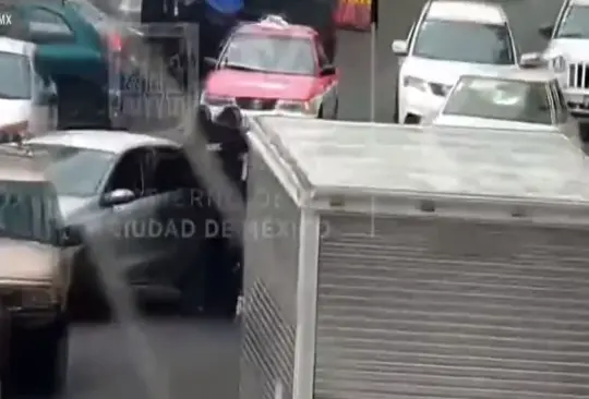 Difunden video de persecución de policías a sujetos que robaron una casa 