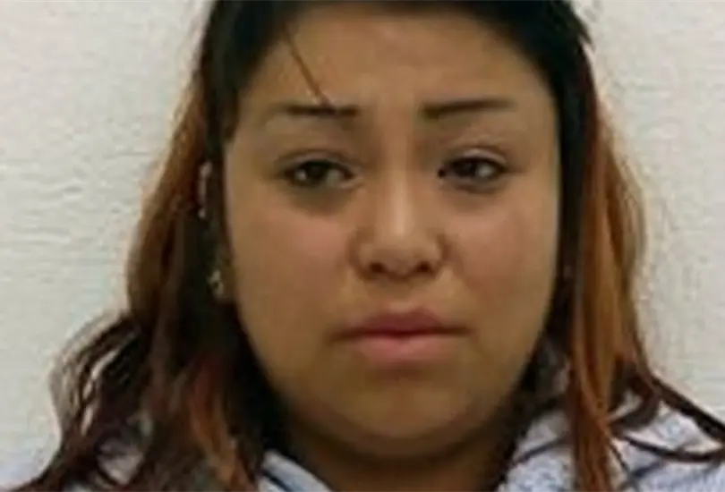 Mujer obligaba a su hija de 11 años a sostener relaciones con hombres por dinero Mujer obligaba a su hija de 11 años a sostener relaciones con hombres por dinero