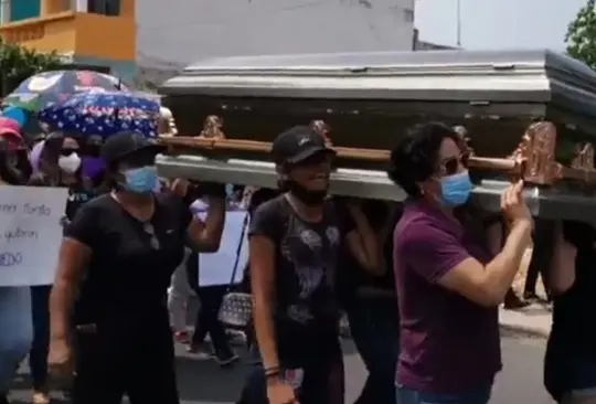 Itzel tenía 16 años; hombres ingresaron a su hogar, la violaron y asesinaron Itzel tenía 16 años; hombres ingresaron a su hogar, la violaron y asesinaron
