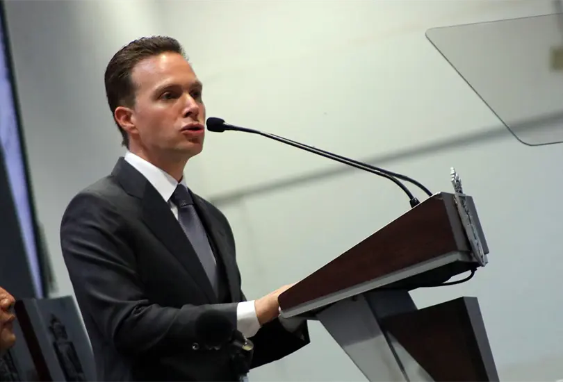 Velasco advierte que Partido Verde analizar&aacute; continuar alianza con Morena