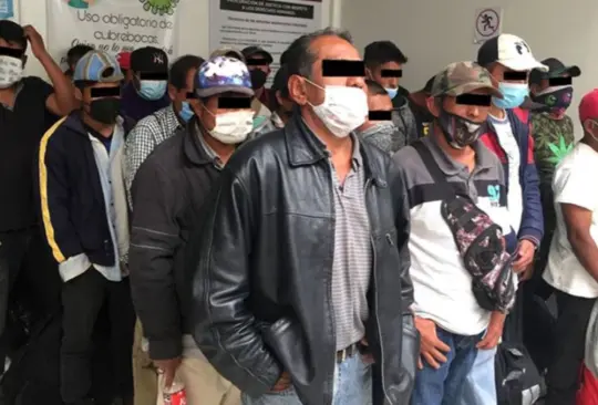 Detienen a 33 hombres con palos y casi 100 mil pesos en el Edomex