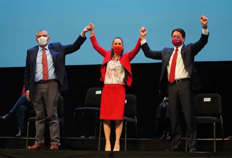 Morenistas gritan ¡presidenta! a Sheinbaum; abuchean a Mario Delgado Morenistas gritan ¡presidenta! a Sheinbaum; abuchean a Mario Delgado